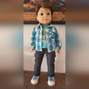 Rare 2014 American Girl Logan Everett doll